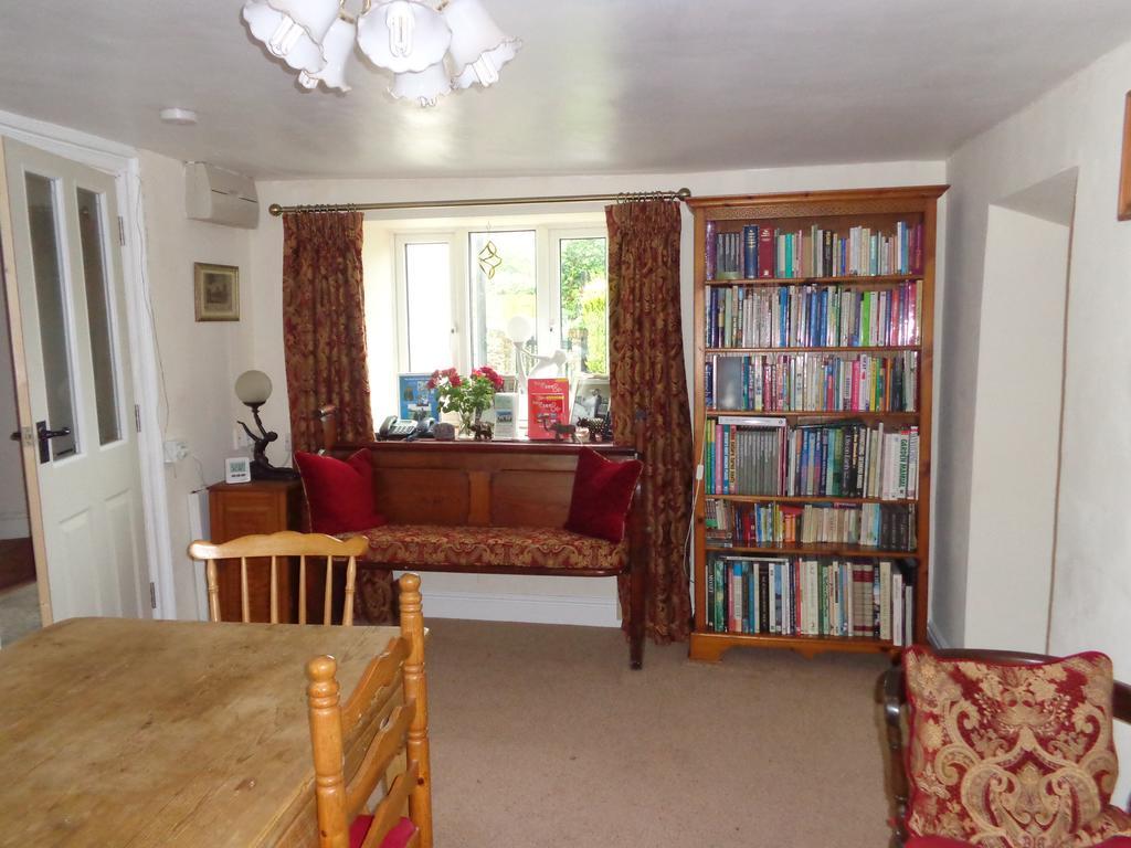 Lodge House B&B Buckland St Mary Luaran gambar